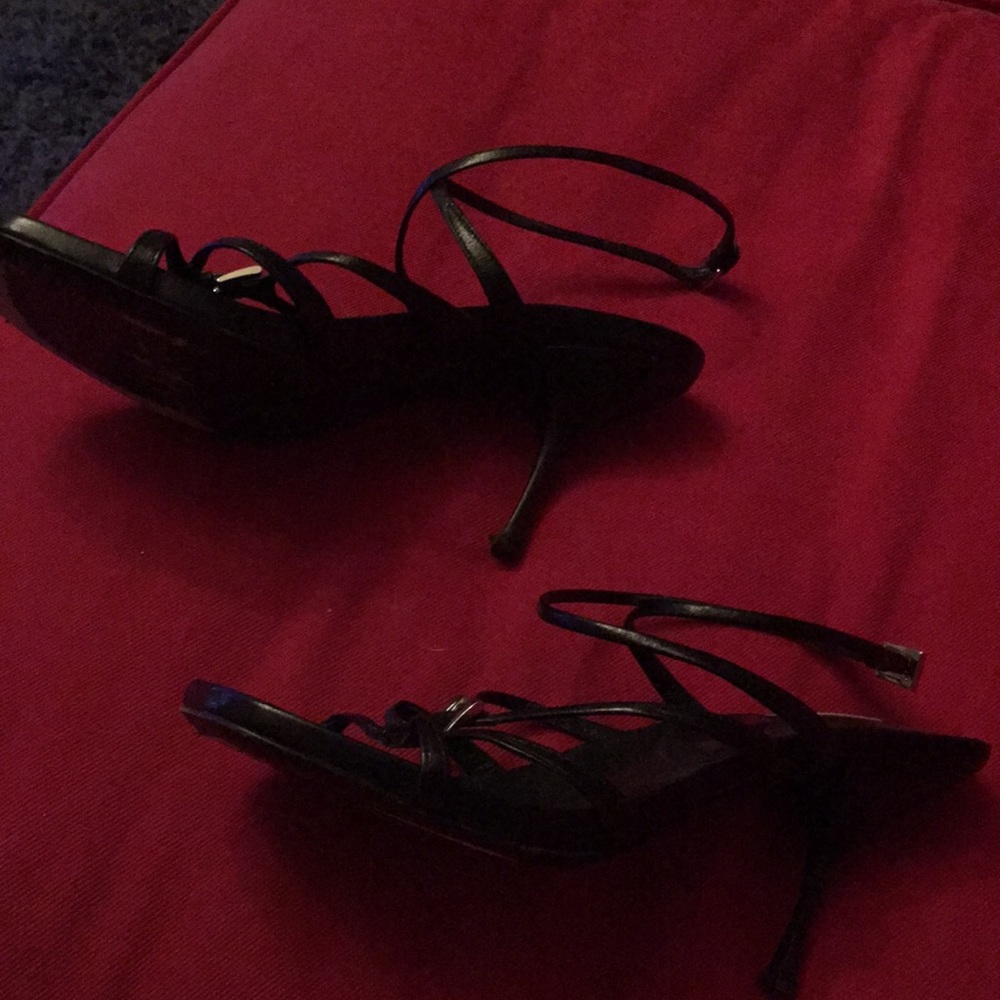 Prada sandles. - Picture 2 of 4